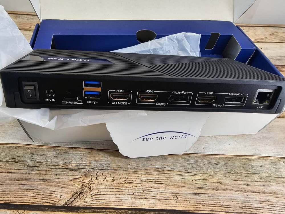 Wavelink - USB-C Triple 4K Display Universal Docking Station - Picture 4 of 9